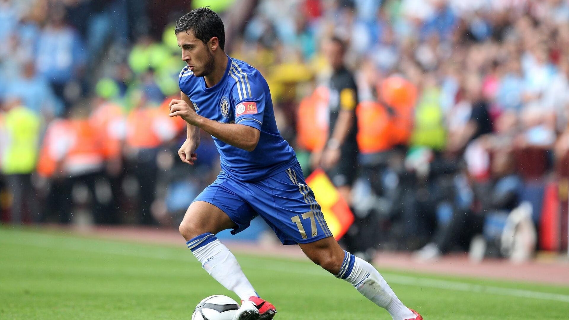 法甲:尼斯2-1战胜斯特拉斯堡,布兰卡扳平后反超,尼斯对阵布雷斯特